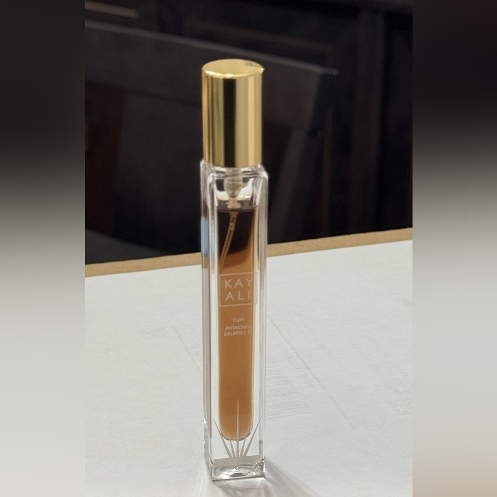 Kayali Yum Pistachio Gelato Eau De Parfum (BRAND NEW NO BOX)
